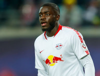 [ẢNH] Chuyển nhượng bóng đá quốc tế ngày 6-8: Man City bán Sane với mức giá kỷ lục