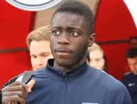 [ẢNH] Chuyển nhượng bóng đá quốc tế ngày 6-8: Man City bán Sane với mức giá kỷ lục