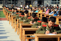 Những biện pháp chống gian lận trong thi cử độc đáo trên thế giới