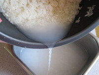 [ẢNH] 12 công dụng kỳ diệu của nước vo gạo không phải ai cũng biết