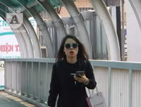 [Ảnh] Người dân Hà Nội chật vật di chuyển, mưu sinh trong cái nắng 40 độ C