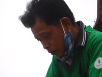 [Ảnh] Người dân Hà Nội chật vật di chuyển, mưu sinh trong cái nắng 40 độ C