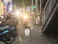 [Ảnh] Những hành vi vượt đèn đỏ, đi ngược chiều… cần xử lý thật nghiêm