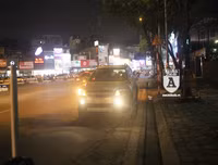 [Ảnh] Những hành vi vượt đèn đỏ, đi ngược chiều… cần xử lý thật nghiêm