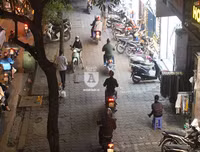 [Ảnh] Những hành vi vượt đèn đỏ, đi ngược chiều… cần xử lý thật nghiêm