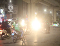 [Ảnh] Những hành vi vượt đèn đỏ, đi ngược chiều… cần xử lý thật nghiêm