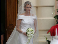 [ẢNH] Chiêm ngưỡng 12 mẫu váy cưới đẹp nhất trong lịch sử Hoàng gia các nước