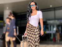 [ẢNH] Bất ngờ với sắc vóc tươi trẻ của ca sĩ Hồng Nhung ở tuổi 50