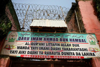 [ẢNH] Choáng trước nạn bạo hành bên trong ngôi trường Hồi giáo không giấy phép ở Nigeria