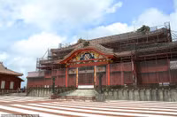 [ẢNH] Hình ảnh lâu đài cổ 500 năm tuổi Nhật Bản trước và sau vụ cháy lớn