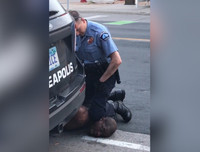 [ẢNH] Biểu tình bùng phát thành bạo động tại Mỹ sau sai lầm của viên cảnh sát Minneapolis