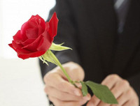 [ẢNH] Khác biệt thú vị giữa quà tặng 20-11 xưa và nay