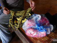 [ẢNH] Những cuộc hội ngộ đẫm nước mắt sau nhiều năm mất tích