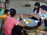 [ẢNH] Những cuộc hội ngộ đẫm nước mắt sau nhiều năm mất tích