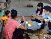 [ẢNH] Những cuộc hội ngộ đẫm nước mắt sau nhiều năm mất tích