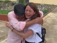 [ẢNH] Những cuộc hội ngộ đẫm nước mắt sau nhiều năm mất tích