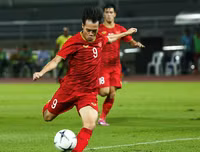 [ẢNH] Những tiền đạo nội có khả năng 