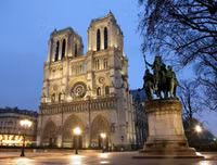 [ẢNH] 6 lý do đặc biệt giúp Nhà thờ Đức Bà Paris được mệnh danh là 