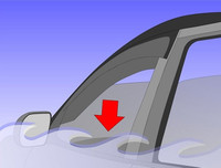 [ẢNH] Cách thoát chết trong gang tấc khi ô tô lao xuống nước