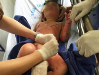 [ẢNH] Các cách dập lửa do chập điện, dập cháy do xăng không phải ai cũng biết