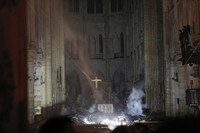 [ẢNH] Chiêm ngưỡng vẻ đẹp 850 năm tuổi của Nhà thờ Đức Bà Paris trước vụ cháy dữ dội