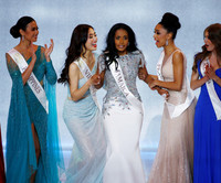 [ẢNH] Nhìn lại hành trình tiến vào top 12 Hoa hậu Thế giới 2019 của Lương Thùy Linh