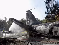 Hình ảnh thương tâm của vụ rơi máy bay Boeing 707 tại Iran