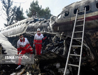 Hình ảnh thương tâm của vụ rơi máy bay Boeing 707 tại Iran