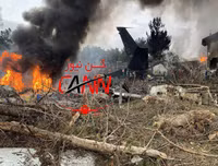 Hình ảnh thương tâm của vụ rơi máy bay Boeing 707 tại Iran