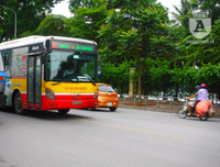 [Ảnh] Đi ngược chiều, lấn làn đường: Tiện việc mình, hại cho người