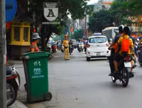 [Ảnh] Đi ngược chiều, lấn làn đường: Tiện việc mình, hại cho người