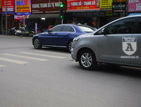 [Ảnh] Đi ngược chiều, lấn làn đường: Tiện việc mình, hại cho người