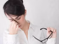 [ẢNH] Những mẹo vặt giúp đôi mắt của bạn luôn khỏe dù tiếp xúc với máy tính thường xuyên