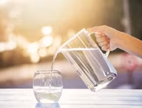 [ẢNH] Những mẹo vặt giúp đôi mắt của bạn luôn khỏe dù tiếp xúc với máy tính thường xuyên