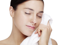 [ẢNH] Những mẹo vặt giúp đôi mắt của bạn luôn khỏe dù tiếp xúc với máy tính thường xuyên