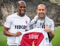 [ẢNH] Chuyển nhượng bóng đá ngày 8-8: MU bất ngờ 