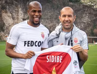 [ẢNH] Chuyển nhượng bóng đá ngày 8-8: MU bất ngờ 