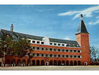 [ẢNH] Cận cảnh khu trung tâm Hòa Bình sắp bị phá bỏ của Đà Lạt xưa và nay