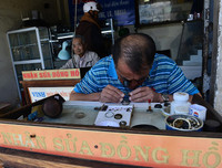 [ẢNH] Cận cảnh khu trung tâm Hòa Bình sắp bị phá bỏ của Đà Lạt xưa và nay