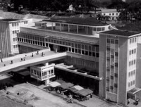 [ẢNH] Cận cảnh khu trung tâm Hòa Bình sắp bị phá bỏ của Đà Lạt xưa và nay