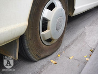 [Ảnh] Chiếc xe khách mắc kẹt trên cầu vượt Thái Hà khiến nghìn người chôn chân