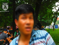 [Ảnh] Chiếc xe khách mắc kẹt trên cầu vượt Thái Hà khiến nghìn người chôn chân