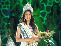 [ẢNH] Nhan sắc cuốn hút của Tân Hoa hậu Trái đất 2019