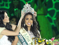 [ẢNH] Nhan sắc cuốn hút của Tân Hoa hậu Trái đất 2019