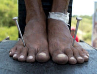 [ẢNH] Rợn người trước những nghi lễ đáng sợ trên thế giới