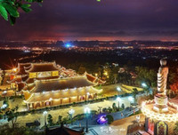 [ẢNH] Cận cảnh vẻ đẹp tráng lệ của chùa Ba Vàng