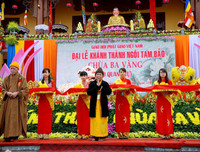 [ẢNH] Cận cảnh vẻ đẹp tráng lệ của chùa Ba Vàng