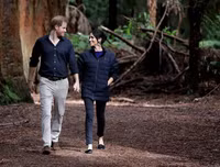 [ẢNH] Kỷ niệm ngày cưới: Những hình ảnh vợ chồng Hoàng tử Harry và Công nương Meghan trong 2 năm qua