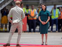 [ẢNH] Kỷ niệm ngày cưới: Những hình ảnh vợ chồng Hoàng tử Harry và Công nương Meghan trong 2 năm qua