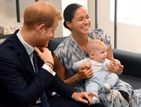 [ẢNH] Kỷ niệm ngày cưới: Những hình ảnh vợ chồng Hoàng tử Harry và Công nương Meghan trong 2 năm qua